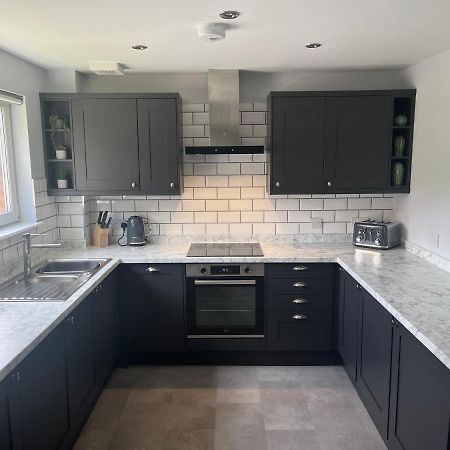 Flat Two, 212 Eaglesham Road, East Kilbride, 格拉斯哥 外观 照片